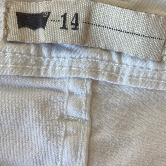 Levi’s 14 White Straight Leg Denim Jeans - Picture 4 of 10
